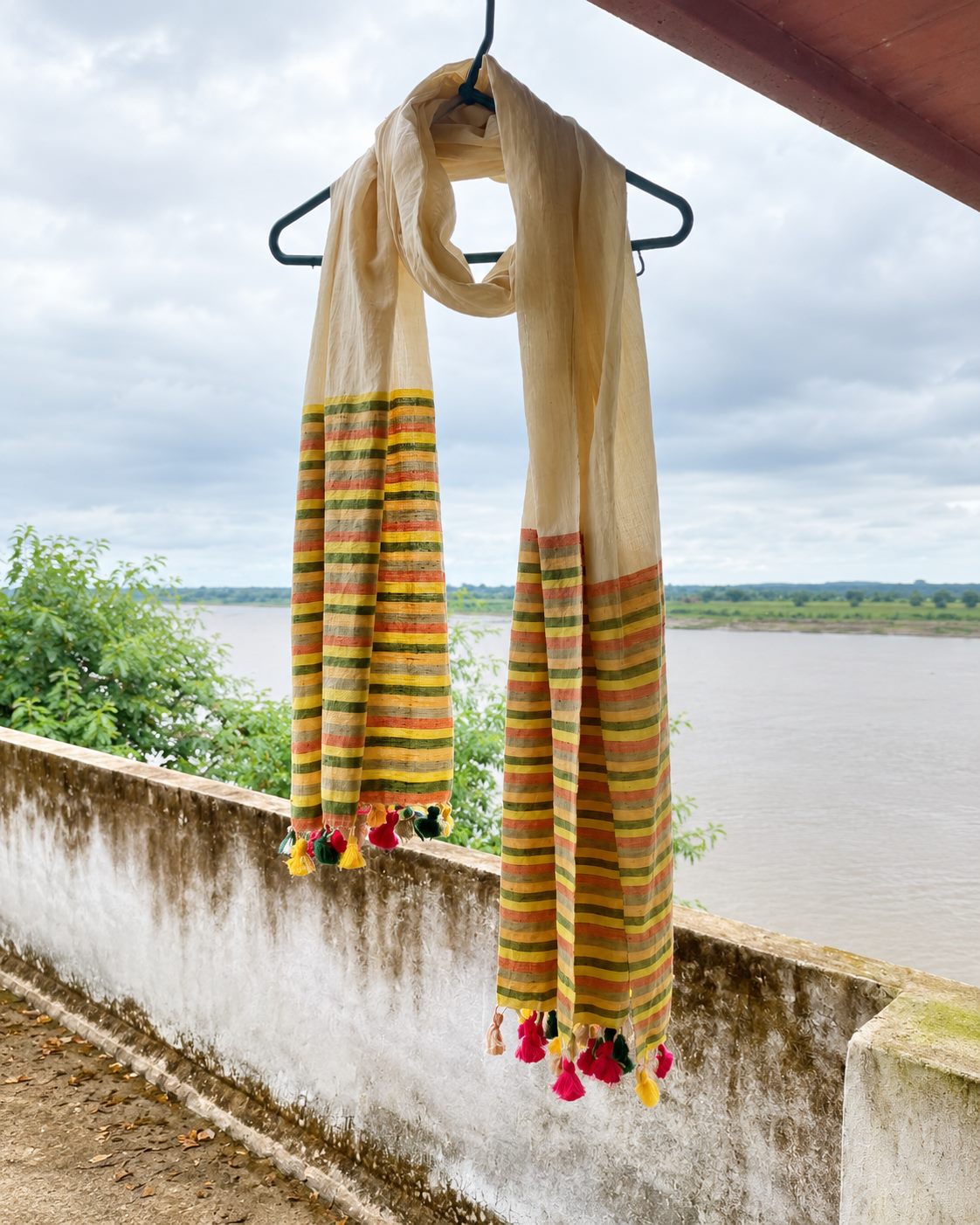 Hand Woven cotton with AZO free Vat Dyes
